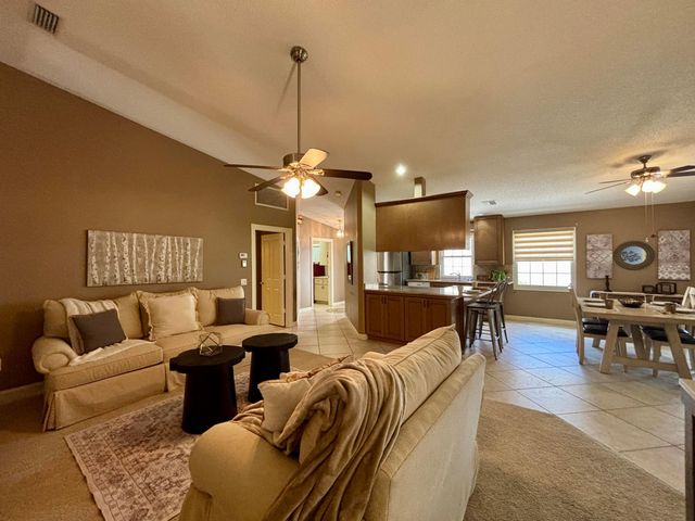 1519 NW AMHERST Drive A, Port St. Lucie A, Port St Lucie, FL 34986