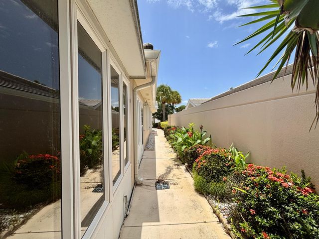 1519 NW AMHERST Drive A, Port St. Lucie A, Port St Lucie, FL 34986