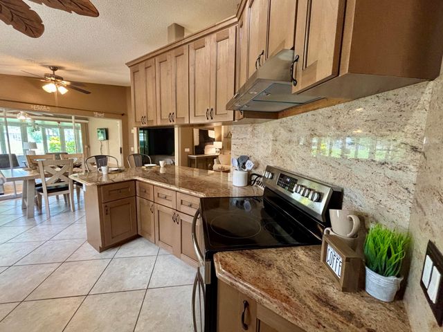 1519 NW AMHERST Drive A, Port St. Lucie A, Port St Lucie, FL 34986