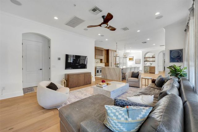 2703 DORELL AVENUE, Orlando, FL 32814