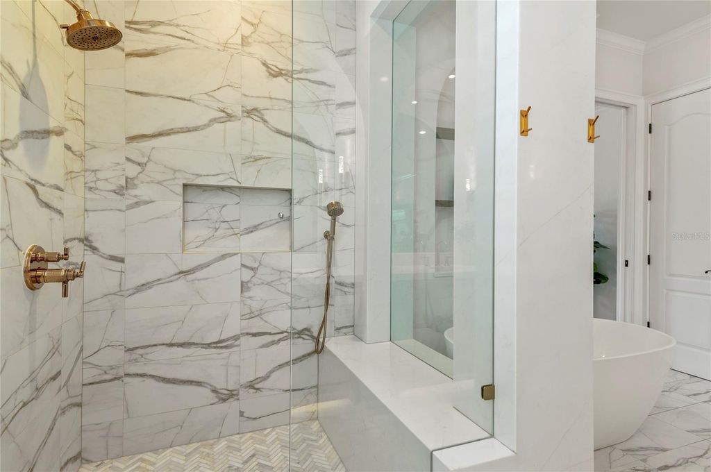 Image 47 of property listing at 2703 DORELL AVENUE, Orlando, FL 32814