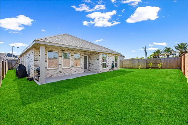 2701 Meridian Springs Drive, Texas City, TX 77568