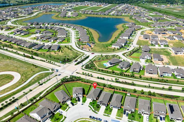 2701 Meridian Springs Drive, Texas City, TX 77568