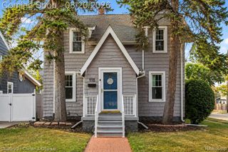 1118 Oxford Road, Berkley, MI 48072