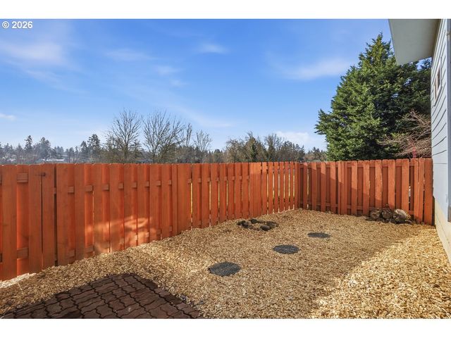 13262 Sw COMMONWEALTH Ln, Beaverton, OR 97005