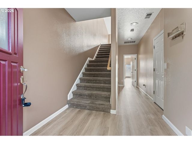 13262 Sw COMMONWEALTH Ln, Beaverton, OR 97005