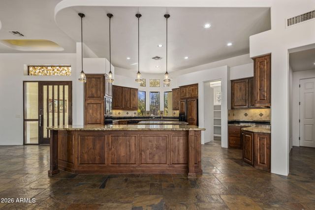 27902 N AGUA VERDE Drive, Rio Verde, AZ 85263
