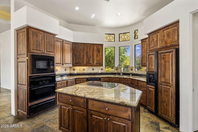 27902 N AGUA VERDE Drive, Rio Verde, AZ 85263