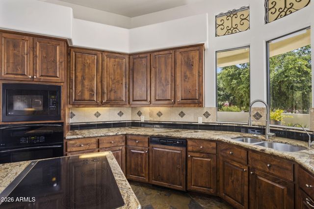 27902 N AGUA VERDE Drive, Rio Verde, AZ 85263