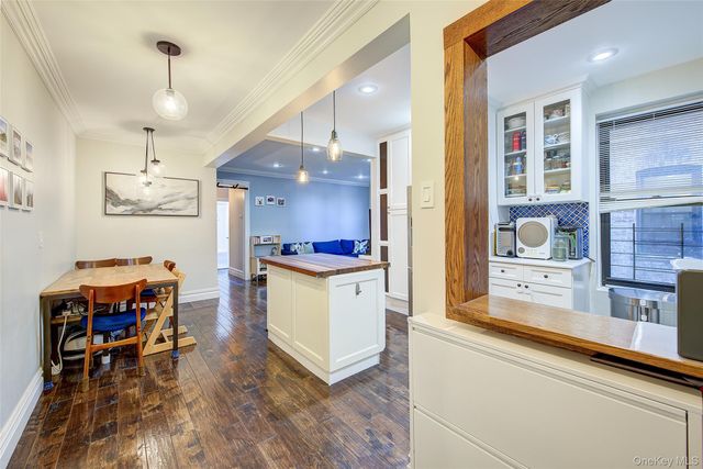 91-10 34th Avenue 3D, Jackson Heights, NY 11372