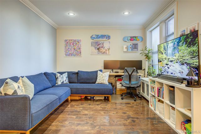 91-10 34th Avenue 3D, Jackson Heights, NY 11372