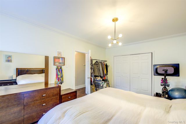 91-10 34th Avenue 3D, Jackson Heights, NY 11372