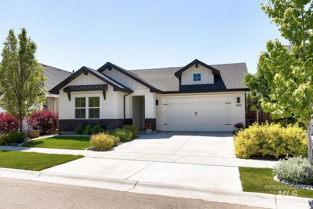 6955 N Exeter Pl, Meridian, ID 83646