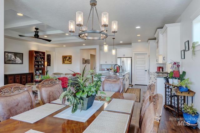 6955 N Exeter Pl, Meridian, ID 83646