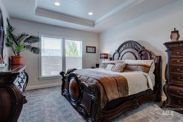 6955 N Exeter Pl, Meridian, ID 83646