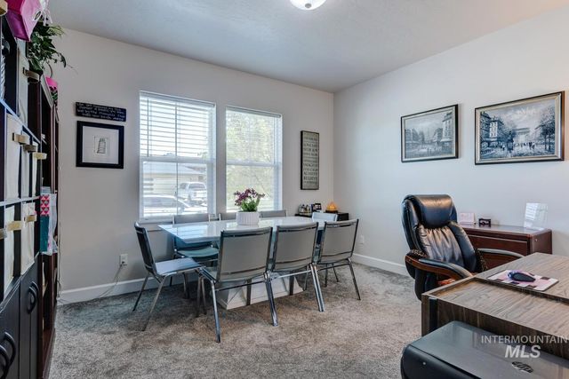 6955 N Exeter Pl, Meridian, ID 83646