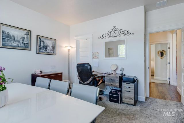 6955 N Exeter Pl, Meridian, ID 83646