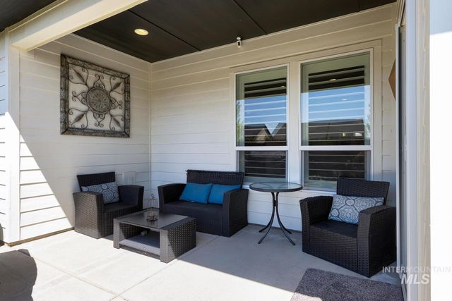 6955 N Exeter Pl, Meridian, ID 83646