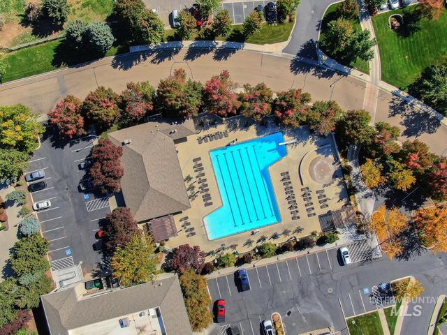 6955 N Exeter Pl, Meridian, ID 83646