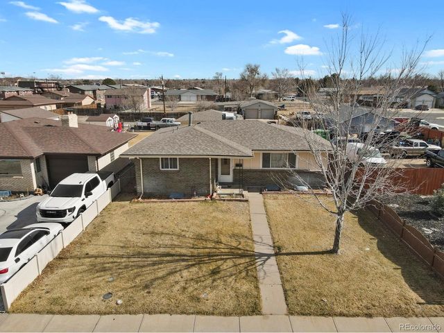 660 S 5th Ave, Brighton, CO 80601