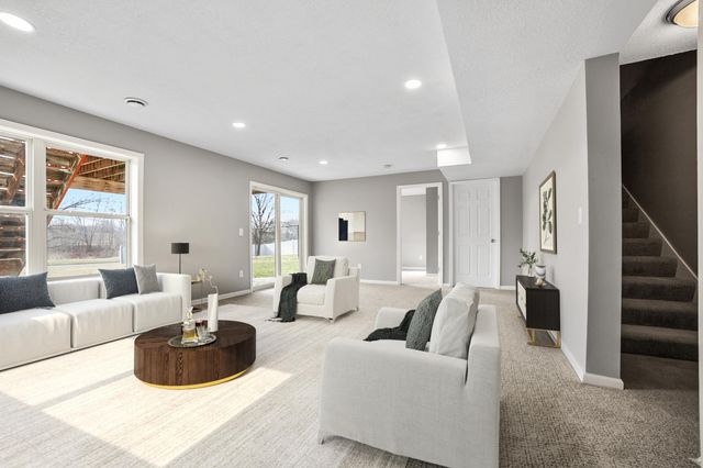 6757 Urbandale Lane N, Maple Grove, MN 55311