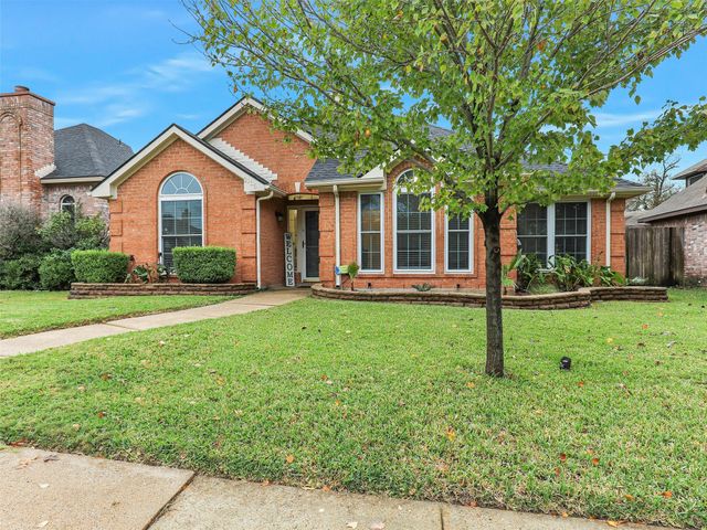2136 Walden Place, Mesquite, TX 75181
