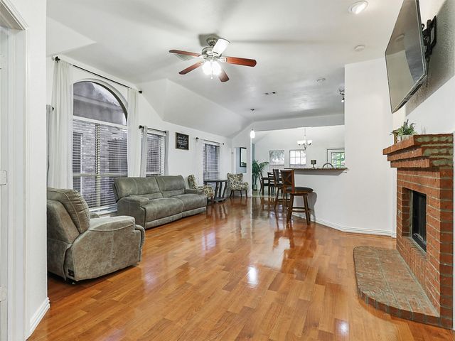 2136 Walden Place, Mesquite, TX 75181