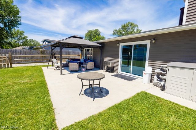 12179 Melody Lane, Grafton, OH 44044