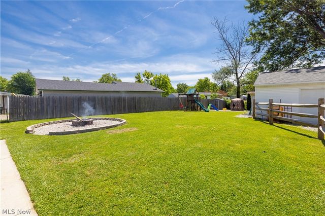 12179 Melody Lane, Grafton, OH 44044