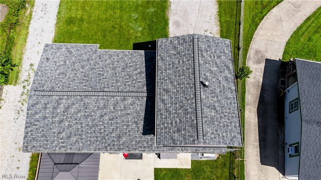 12179 Melody Lane, Grafton, OH 44044