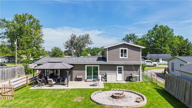 12179 Melody Lane, Grafton, OH 44044