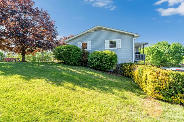 167 Mount Carmel Road, Asheville, NC 28806