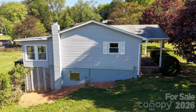 167 Mount Carmel Road, Asheville, NC 28806