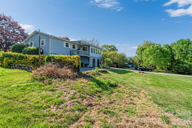 167 Mount Carmel Road, Asheville, NC 28806
