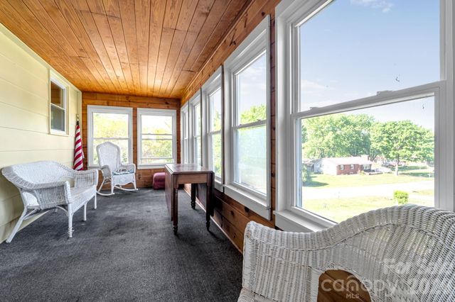 167 Mount Carmel Road, Asheville, NC 28806