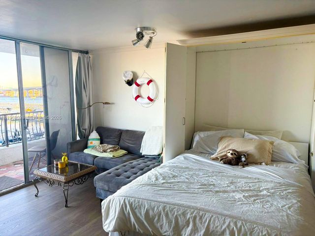 555 NE 15th St 420, Miami, FL 33132