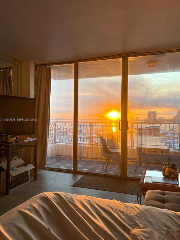 555 NE 15th St 420, Miami, FL 33132