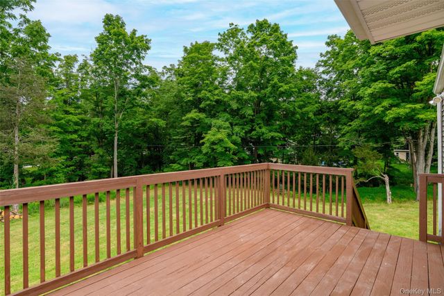 20 Townsend Extension, Poughquag, NY 12540