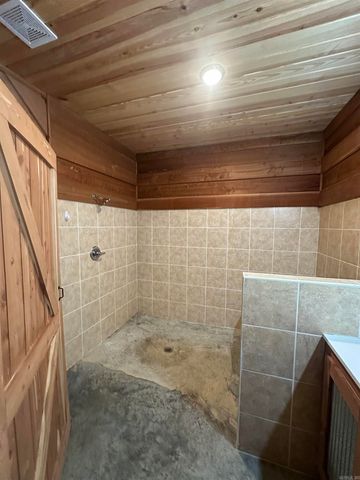 202 Old Dean Road, Monticello, AR 71655