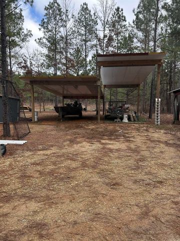 202 Old Dean Road, Monticello, AR 71655