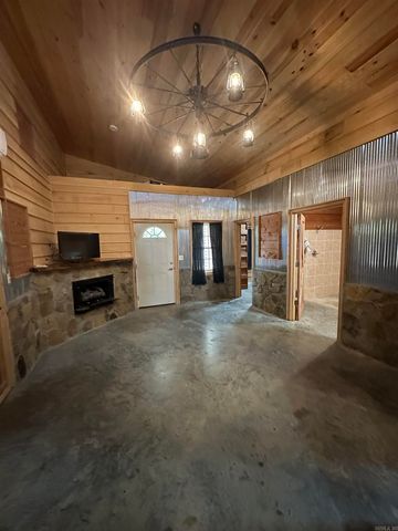 202 Old Dean Road, Monticello, AR 71655