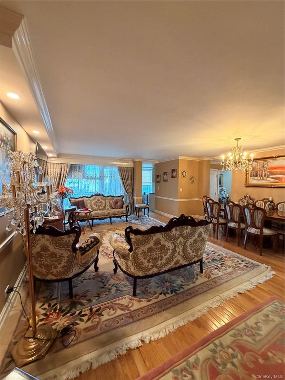 98-05 63rd Road 12k, Rego Park, NY 11374 — photo 3