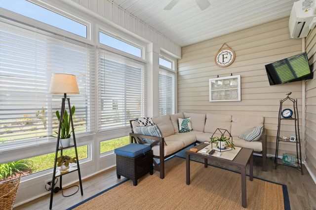 3111 Sutherland Dr., Little River, SC 29566