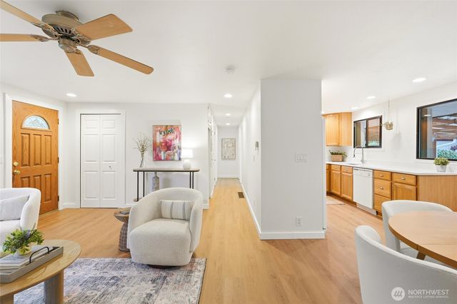 3507 NE 8th Street, Renton, WA 98056