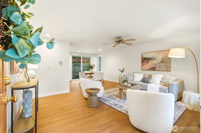 3507 NE 8th Street, Renton, WA 98056