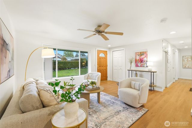 3507 NE 8th Street, Renton, WA 98056