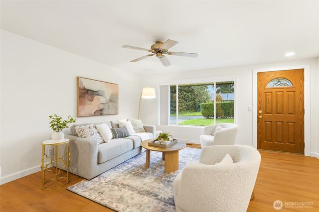 3507 NE 8th Street, Renton, WA 98056