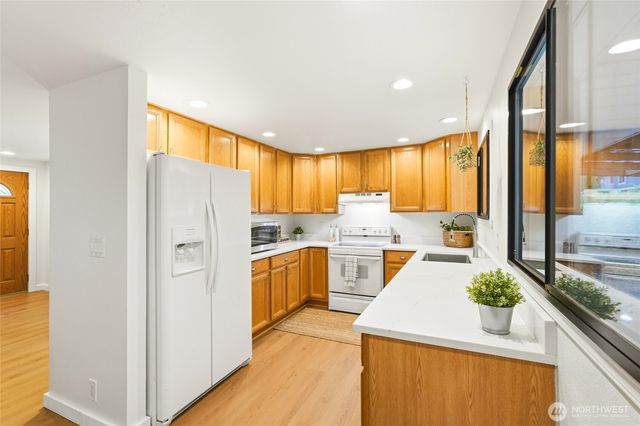 3507 NE 8th Street, Renton, WA 98056