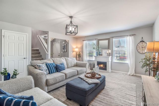 2255 Plum Tree Court, Burton, MI 48519