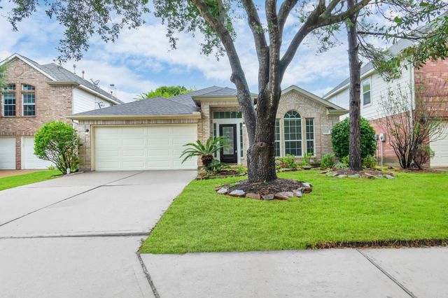16510 Bluff Springs Drive, Houston, TX 77095